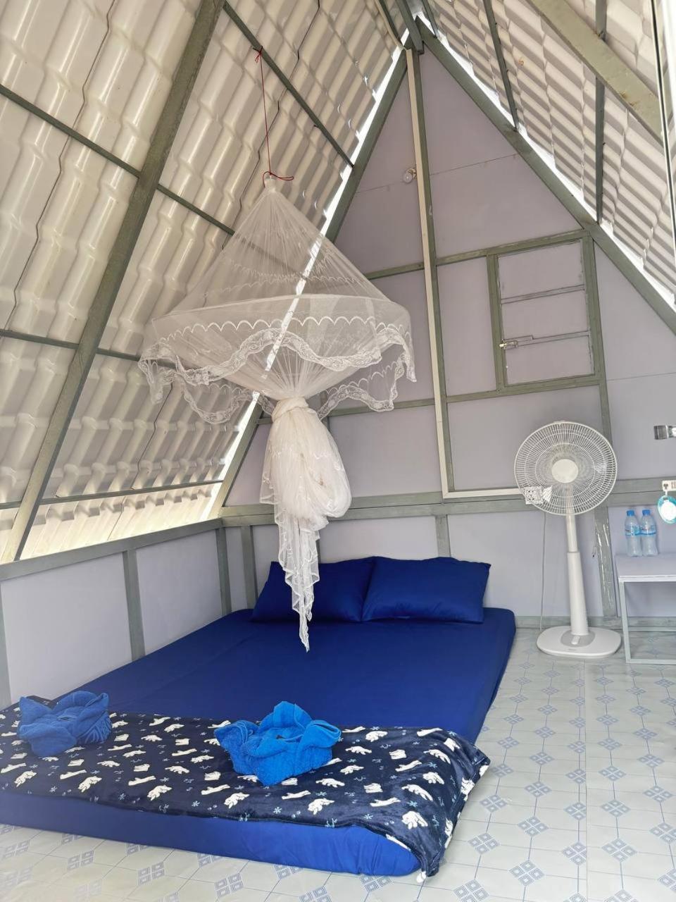 Homestay Nice Beach Bungalow *