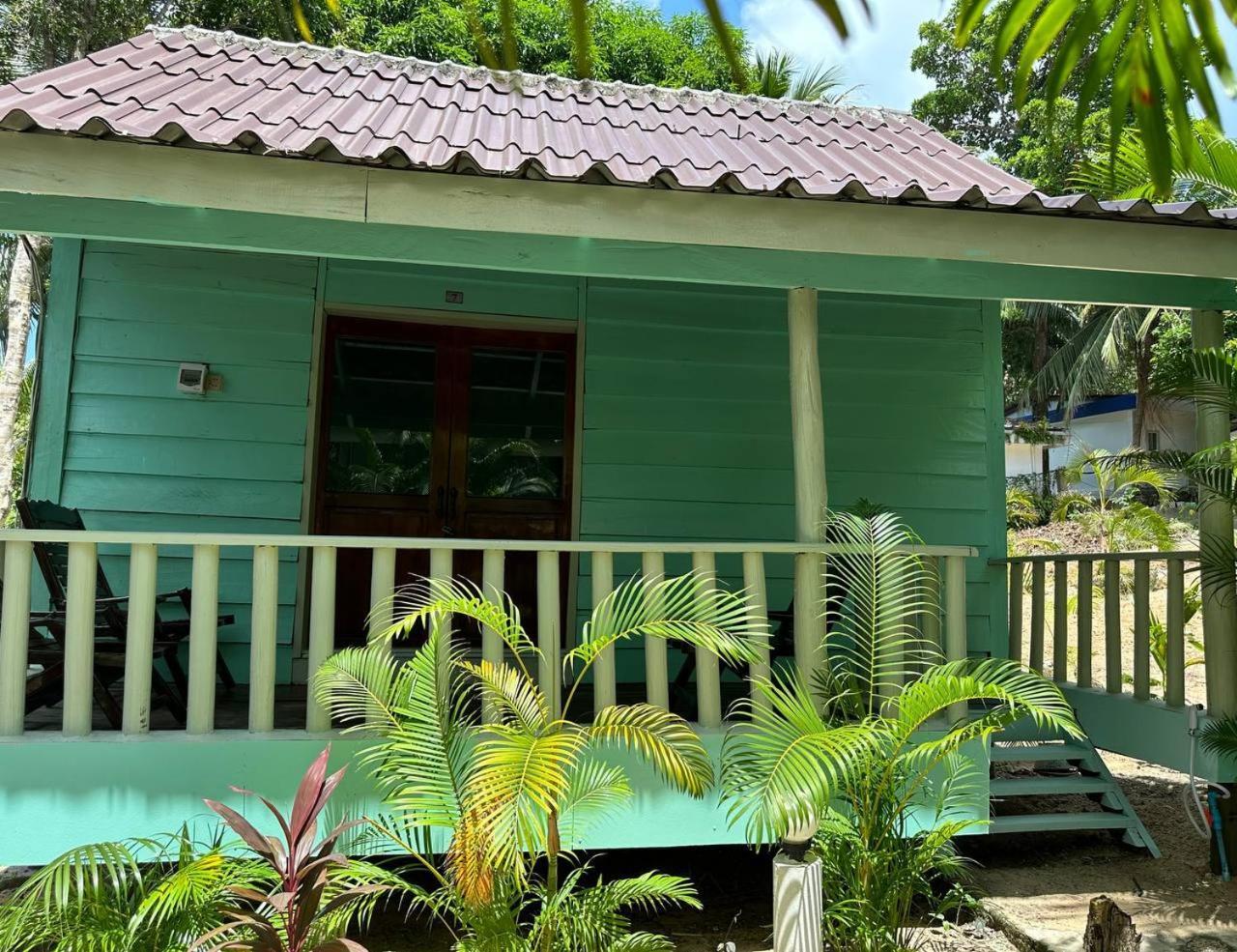 Nice Beach Bungalow * Derm Tkov Village
